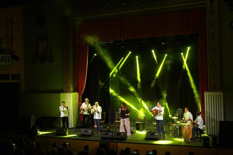 Éxito del concierto de Argentina en el teatro Cardenio de Ayamonte