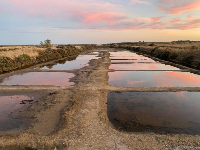 Lepe adquiere unas antiguas salinas como bien patrimonial