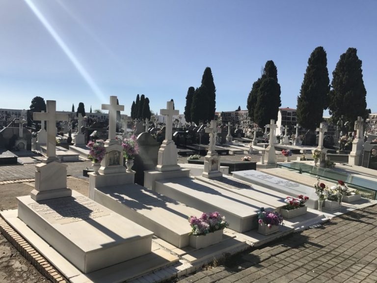 Ofrecen visitas guiadas al Cementerio de Huelva desde este sábado