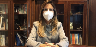 La alcaldesa de Ayamonte pide colaboración ciudadana para frenar los contagios por covid