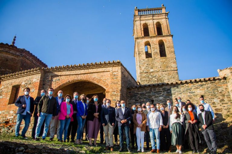 Diputación de Huelva pide a la Junta la recuperación de los servicios sanitarios y una educación segura