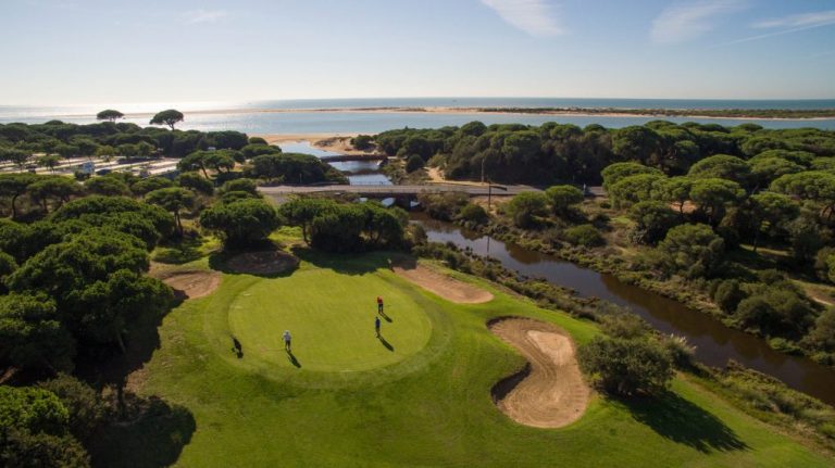 Huelva promociona su oferta de golf en la feria más importante del sector