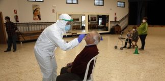 Detectan un solo positivo en los test masivos realizados en El Granado