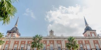 El alcalde de Huelva pide a la Junta fijar desde las 00.00 horas las restricciones de movilidad nocturna