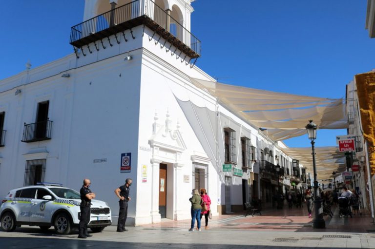Cartaya atribuye el aumento de casos de los últimos días a “fiestas y reuniones numerosas”