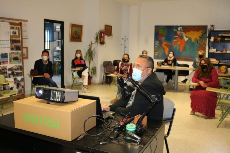 Cartaya digitaliza sus Servicios Sociales para facilitar trámites a los usuarios