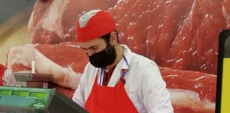 Diez jóvenes hacen prácticas en El Jamón gracias a las becas HEBE de la Diputación de Huelva