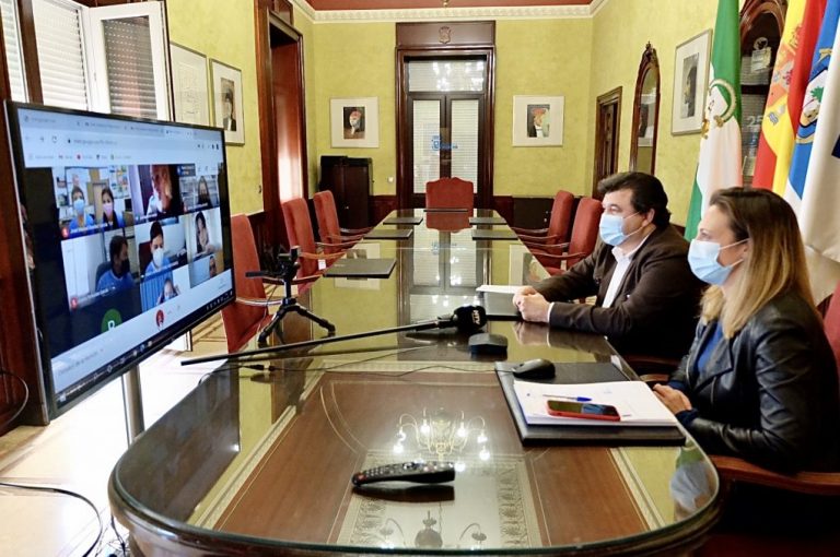 El Ayuntamiento de Huelva celebra el Día de la Infancia con un Pleno Infantil