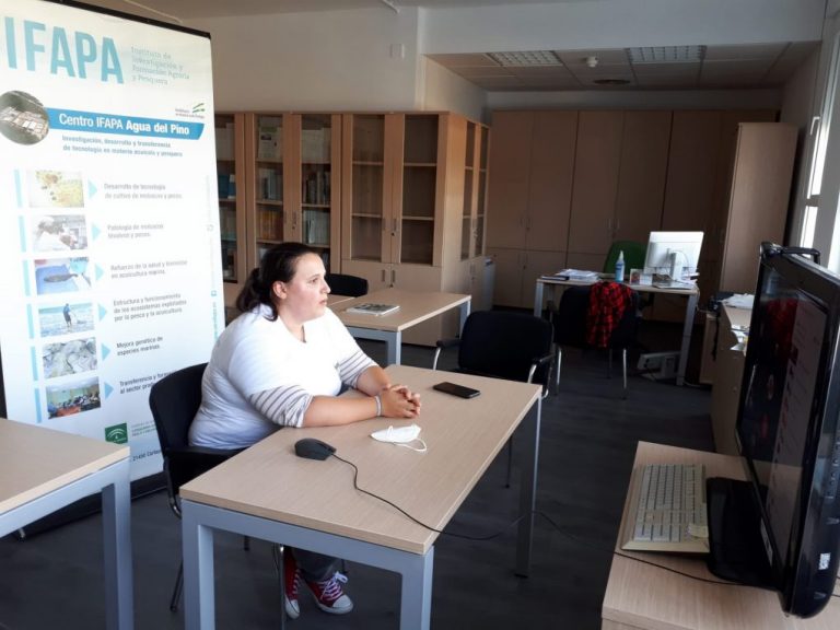 Estudiantes de Ayamonte participan en ‘Un café con ciencia’ con investigadores del Ifapa de Cartaya
