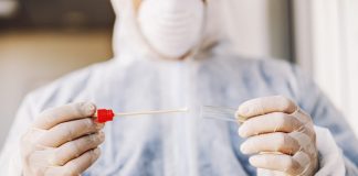 Nuevas medidas para frenar el COVID-19 en centros de salud de la provincia de Huelva carpa en Huelva