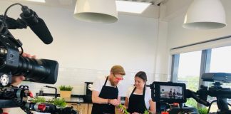 Un cocinero onubense protagoniza “Tapas by Daniel del Toro” en Amazon Prime Video