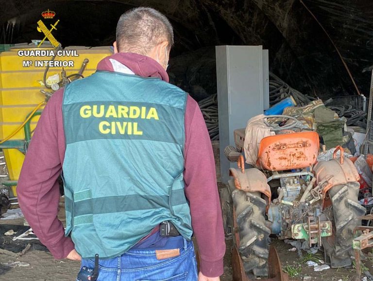 Un detenido por el robo de material de labranza en una finca de Rociana