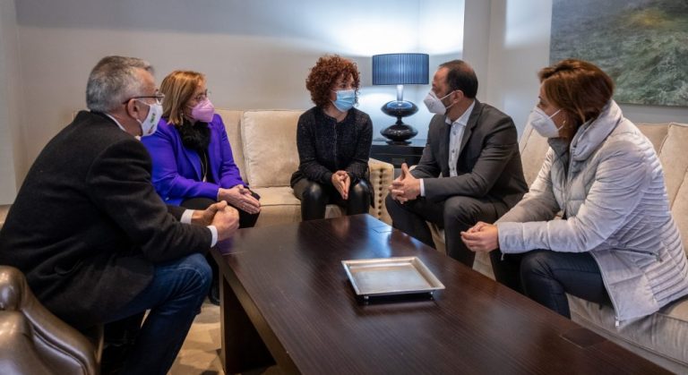 Diputación de Huelva y Gobierno abordan los trabajos de los Pactos de Reconstrucción Social y Económica
