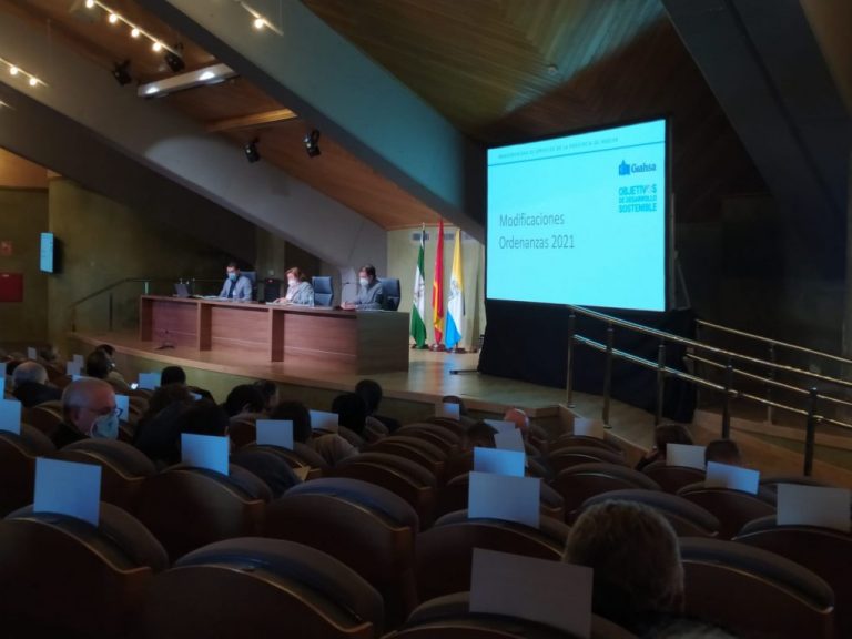 El Pleno de la MAS aprueba una nueva  reducción de tarifas del 5% para el ciclo  integral del agua y los residuos