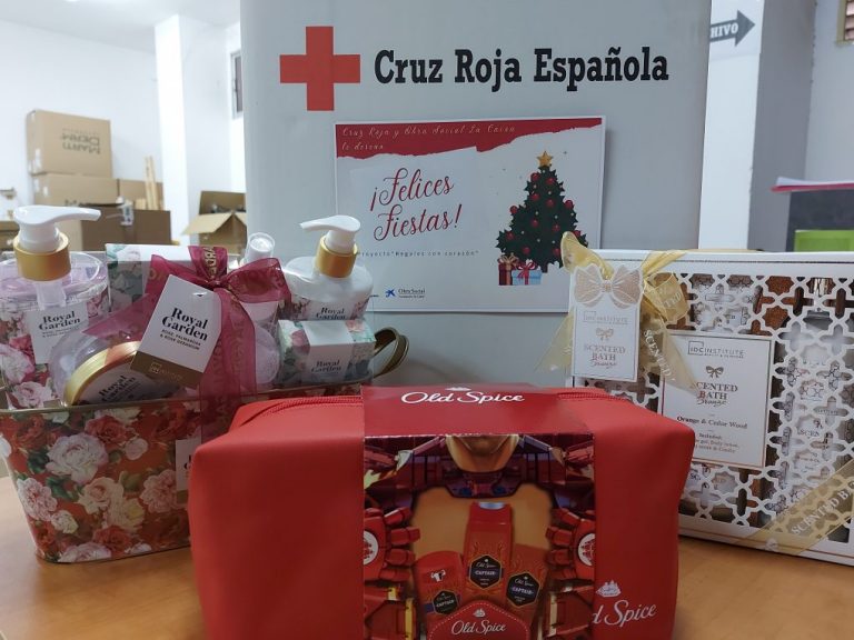 Los mayores centran la acción solidaria de Cruz Roja Huelva ‘Regalos de corazón a corazón’