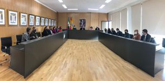 Isla Cristina inaugura su nuevo Ayuntamiento celebrando el último pleno del año