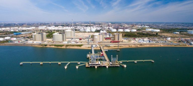 El Puerto de Huelva abastecerá al primer buque de suministro de gas natural licuado