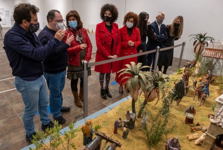 Diputación de Huelva inaugura su tradicional Belén y felicita a la provincia con un Christmas esperanzador