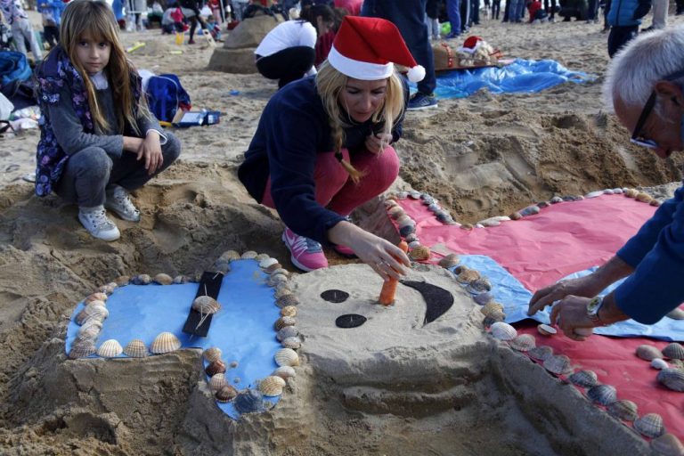 El concurso de muñecos de nieve en la arena de Islantilla se reinventa y este año será virtual