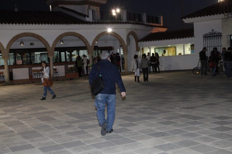 Alumnos de portugués de la Escuela de Idiomas de Ayamonte lamentan llevar ya dos meses sin clase