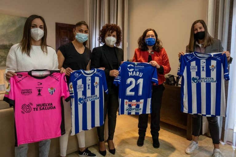 El Patronato de Turismo aporta 15.000 euros al Sporting Club de Huelva para esta temporada