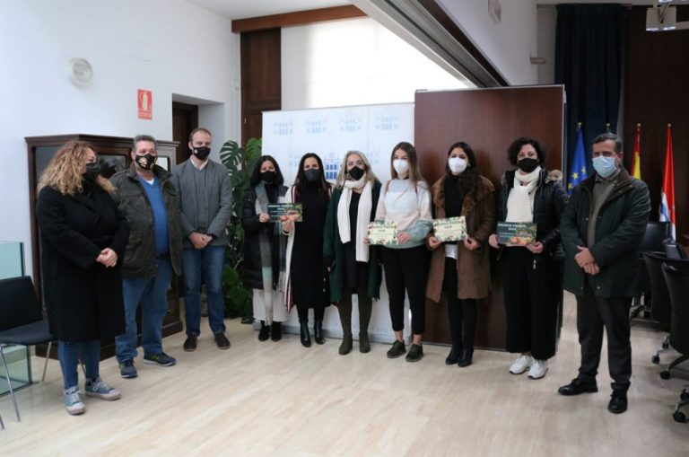 Cartaya: joyería García, peluquería Reflejos, El Rompido Turismo y farmacia Colchero ganan los premios a los mejores escaparates navideños