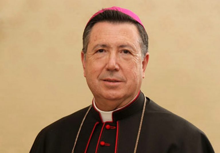 Fallece por covid el arzobispo castrense de España, el ayamontino Juan del Río Martín