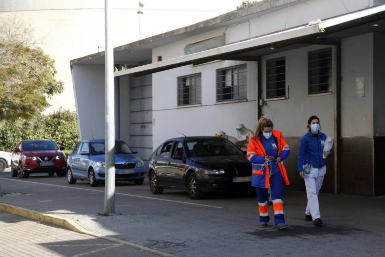 Un total de 27 pueblos onubenses tendrán que cerrar al sobrepasar la tasa de 500