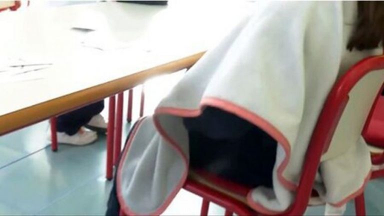 Acusan a la Junta de «abandonar a su suerte» a los centros educativos onubenses en plena ola de frío