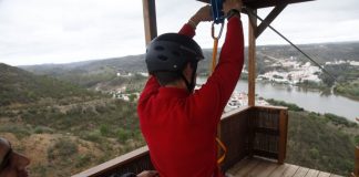 Empresas onubenses de turismo activo se sienten agraviadas por el trato de la Junta a las de actividades en nieve
