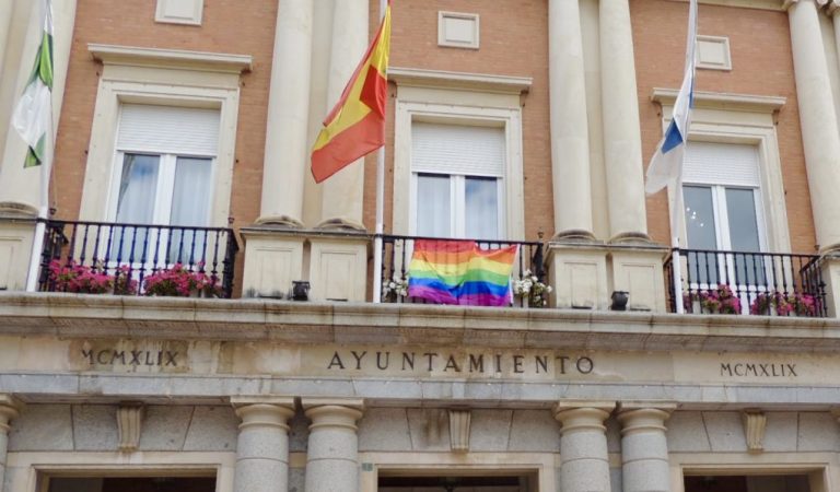 Abordan en Huelva la unificación y coordinación de las acciones del colectivo Lgtbiq