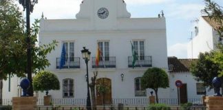 Piden al alcalde de Villablanca que inicie los trámites para realizar un “cribado masivo” en el municipio