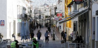 Cartaya aplaude la reapertura este miércoles de su actividad no esencial pero pide prudencia