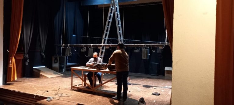 Ayamonte aprovecha el cierre para adecentar y mejorar la Casa Grande