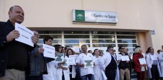 Inician una campaña para animar a los sanitarios a denunciar las agresiones verbales