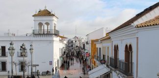 Cartaya muestra su satisfacción por la reactivación de la actividad económica no esencial