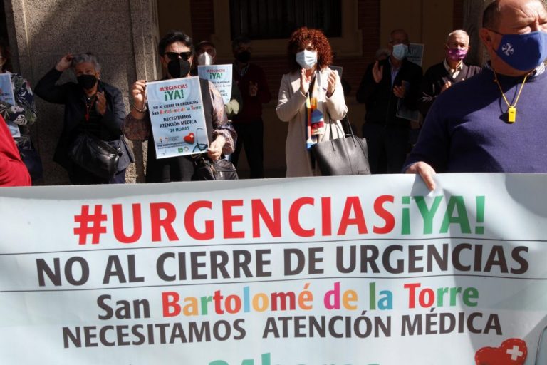 El movimiento vecinal de San Bartolomé retoma las protestas para reclamar la restitución del servicio de Urgencias 24 horas