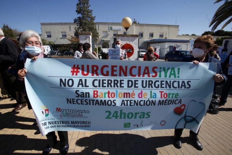 Los vecinos de San Bartolomé “no pararán” hasta que la Junta restituya las urgencias 24 horas