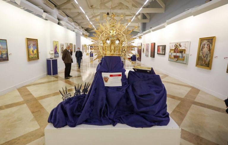 La Casa Colón de Huelva acoge desde este jueves la exposición ‘Sentir cofrade, arte y Semana Santa’