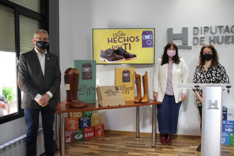 Diputación y ayuntamiento de Valverde impulsan una campaña de promoción para el calzado local