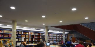 El Ayuntamiento de Punta Umbría amplía el horario de la biblioteca municipal