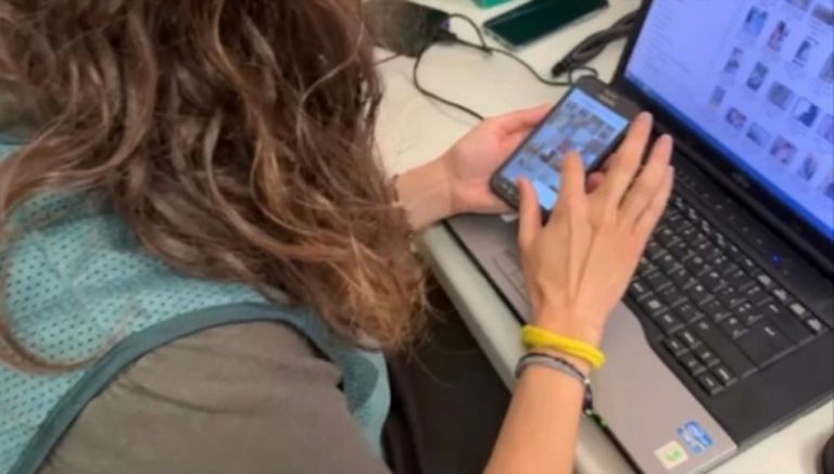 Un detenido en Huelva con 2.484 fotos sexuales de niñas contactadas por una red social