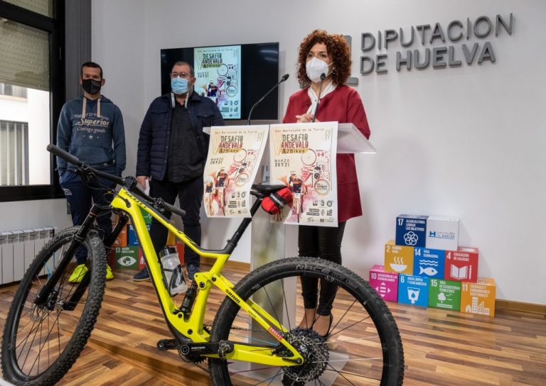San Bartolomé acoge el V Desafío Andévalo 2bikes recuperando el ciclismo de competición en Huelva