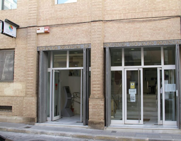 Gestión Tributaria y 8 entidades financieras suscriben pólizas de crédito por 110 millones para anticipos a los ayuntamientos