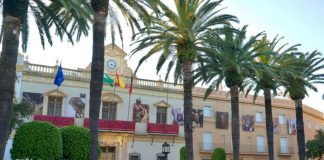 La Semana Santa de Ayamonte se traslada a los balcones y al móvil