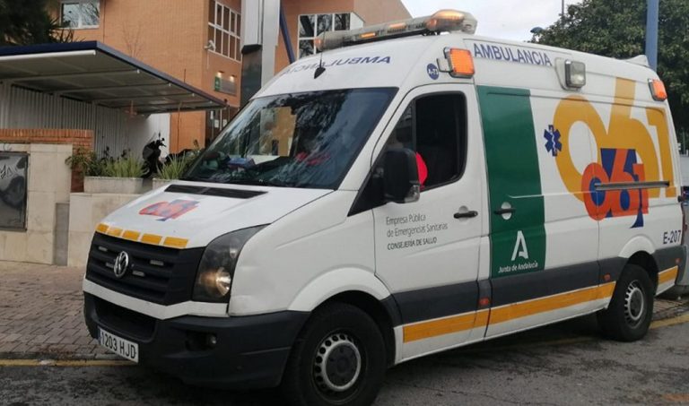 Fallece una mujer y un hombre resulta herido en un atropello en Moguer