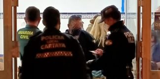 Desalojan un local y denuncian a 10 personas por una fiesta ilegal en Cartaya