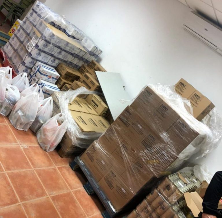 Detienen en Almonte a dos personas dedicadas al reparto de alimentos por cobrar por ellos a personas desfavorecidas