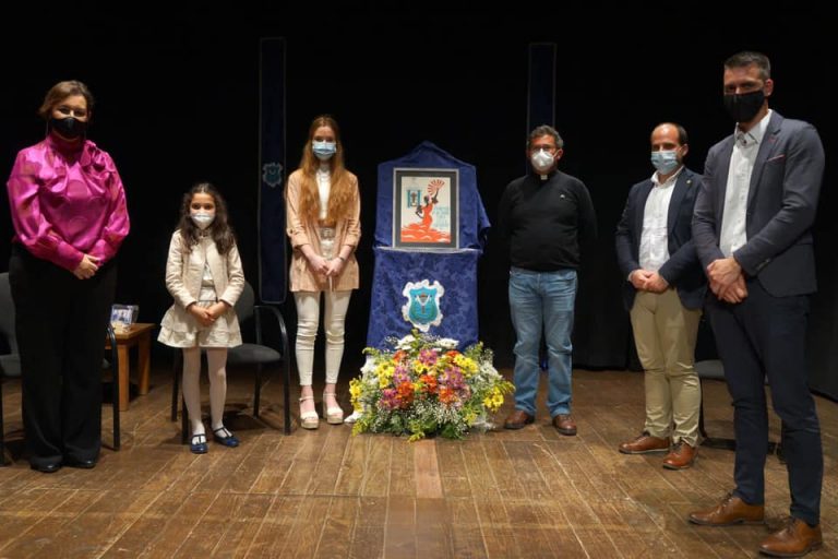 Presentado el cartel de la Romería de la Cruz de Ayamonte, de Laura de Juan Reyes
