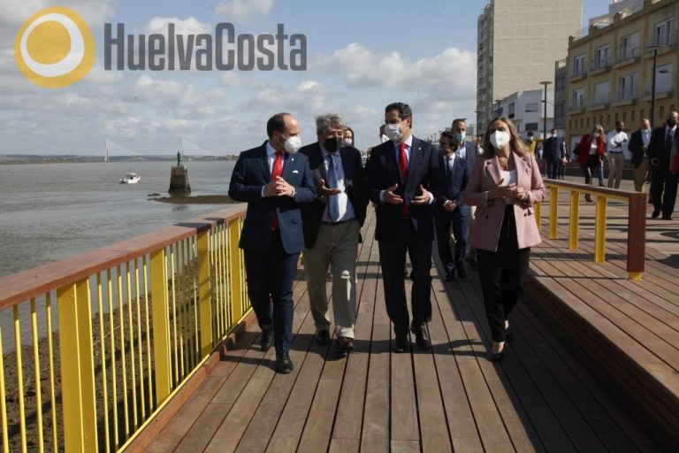 Ayamonte abre su frente fluvial al Guadiana en el Muelle de Portugal